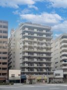 �����s�L����G�i���J�R���ڂ̃}���V�����̌����O��